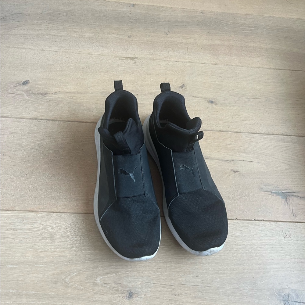 Black & white slip on Puma sneakers